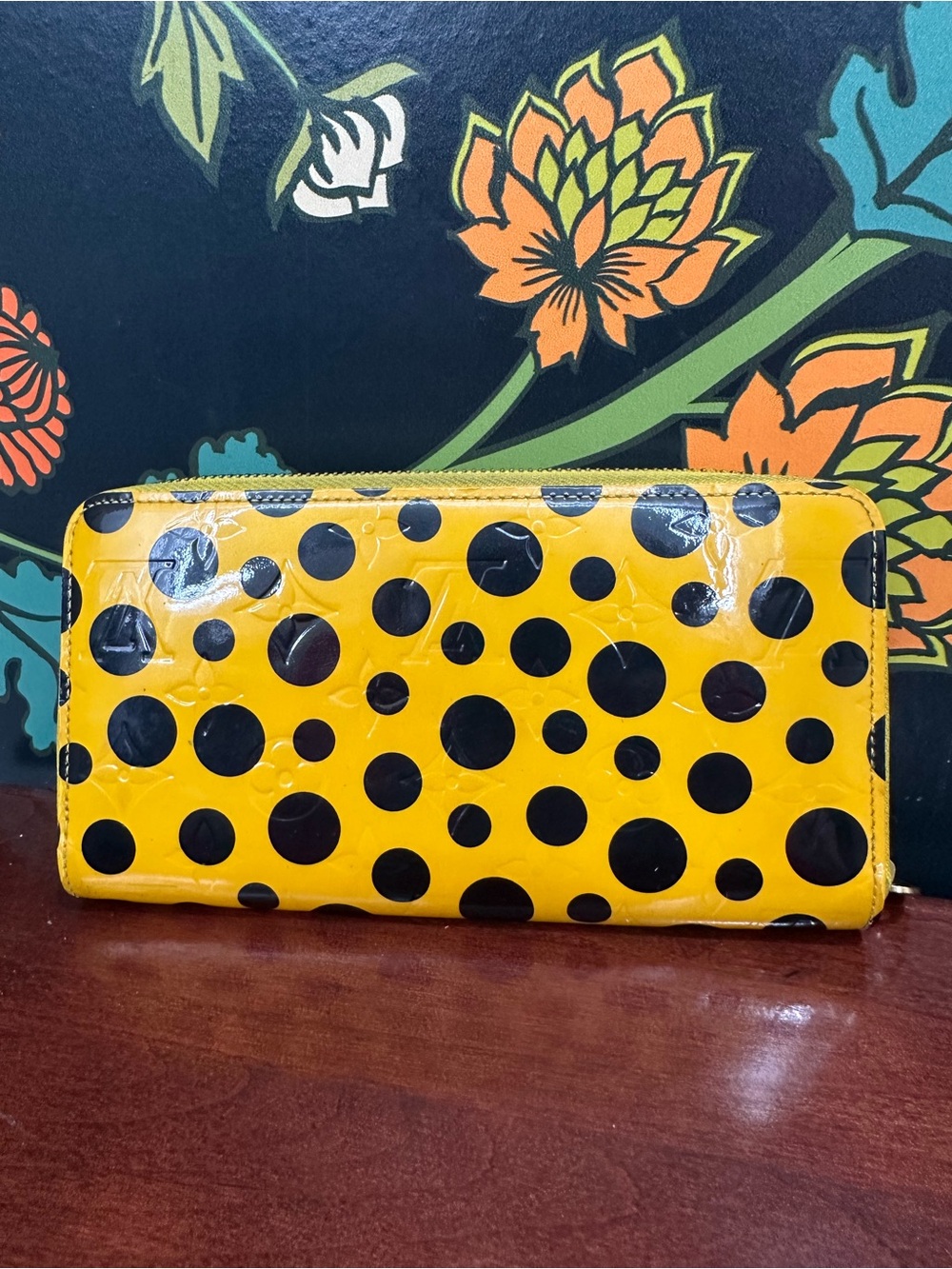 Louis Vuitton x Yayoi Kusama Dots Infinity Vernis Zippy Wallet 2012 - Picture 6 of 12